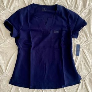 Jaanuu Scrub Top